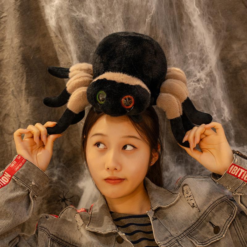 Stuffed Simulation Spider Plush Toy Soft Furry Insect Huggable Black Spider Cute Trick Props Funny Doll Great Holiday Gift