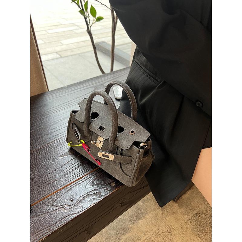 

Ковбойская сумка, универсальная мини-миленькая маленькая сумка, женская пародийная платиновая сумка, сумка для телефона через плечо, новый тренд 2025 года 19x9x10cm серый