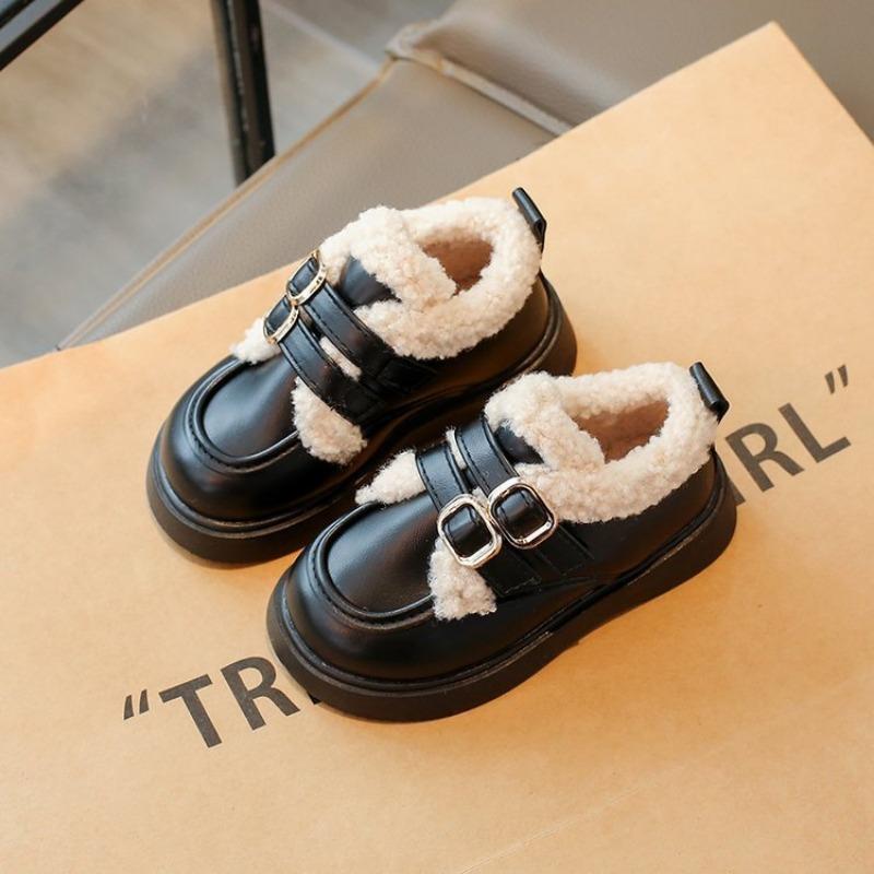 Kids Black Fleece Lined Buckle Decor Casual Loafers 26 чёрный