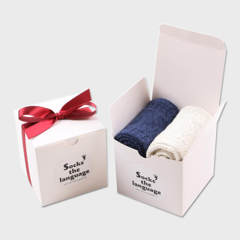 Warm Your Heart (2 Sets of Socks)