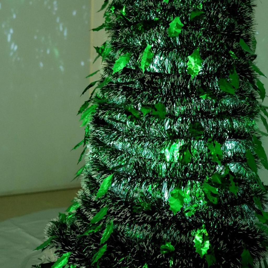 Christmas Tree 150cm Faux Christmas Tree Foldable Artificial Xmas Tree for Home Indoor Decor Party Winter Holiday Festival Decor