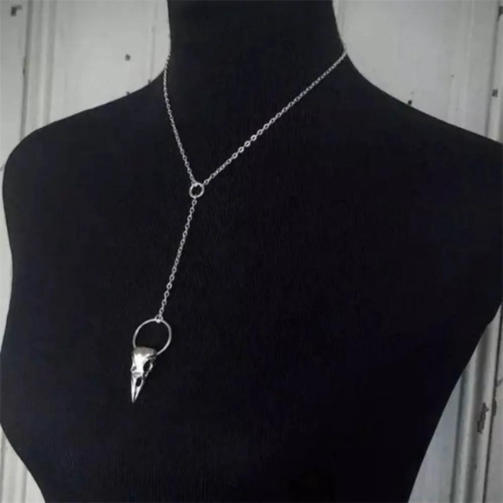Hip Hop Punk Silver Color Stereo Crow Skull Tassels Pendant Necklace for Women Men Hallowmas Party Gothic Jewelry Accessory Gift