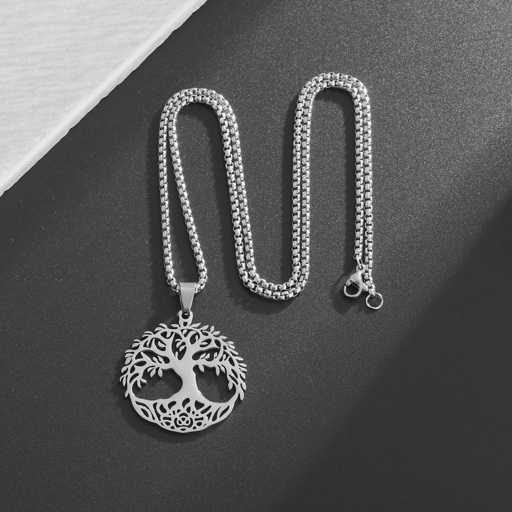 Tree of Life Medal Fashion Hollow Jewelry Pendant Necklace