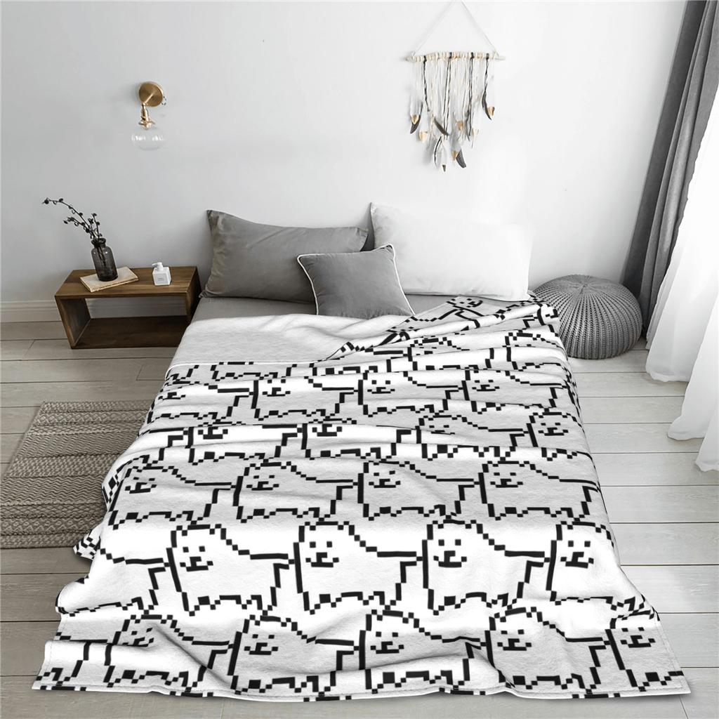 Irriterande Hund Spamton Deltarune Filtar Fleece Hela Säsongen Bärbara Mjuka Plädar för Hemmet Utomhus Plysch Tunt Täcke