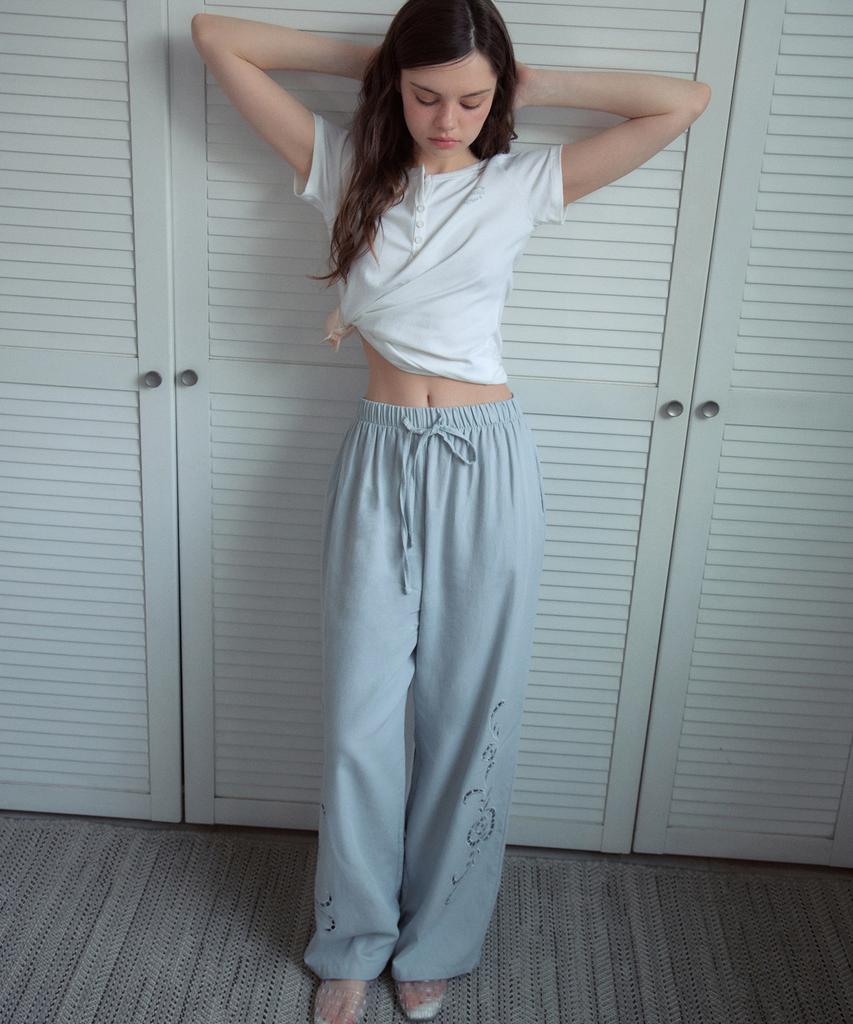 Aueonoseuteljia Rose Embroidered Wide Pants_Sky Blue(Ob6Pt05)