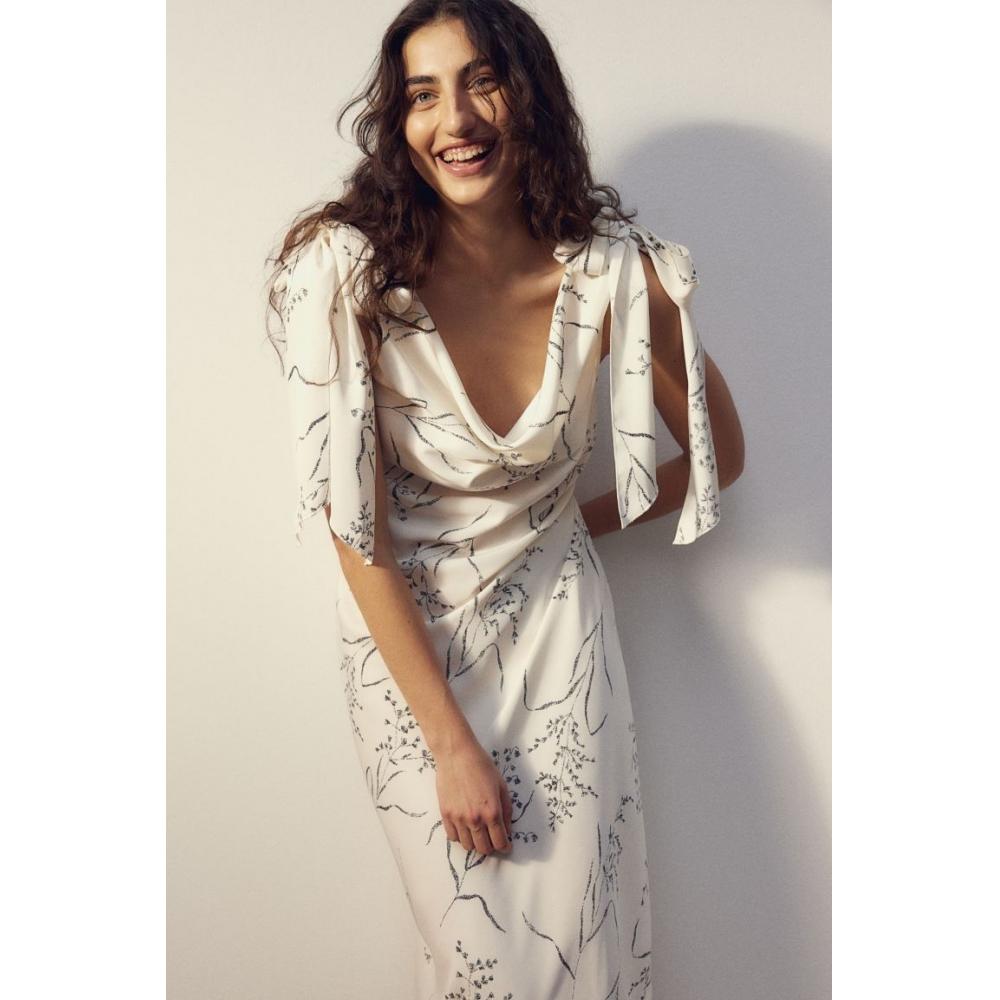 

Платье HM с завязками, белое с рисунком