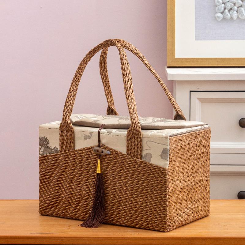Light Luxury Rattan Woven Hand-held Wedding Gift Boxes Spring Festival Wedding Tea Wedding Souvenirs Birthday Gift Empty Box