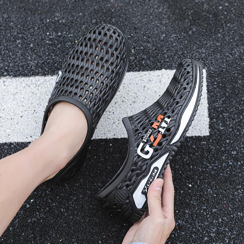 Hole Shoes Men's Breathable Anti-slip Waterproof Thick Bottom Beach Shoes Men's Wear-resistant Soft Sole Sandals