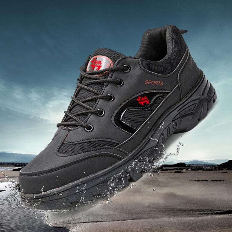 Men's Lightweight Breathable Hiking Shoes: Versatile Fashionable Outdoor Footwear for Autumn and Winter
