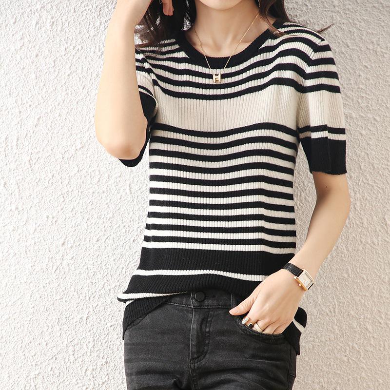 Women's Striped Wool Knit Short Sleeve Pullover - Slim Fit Round Neck in Black and White