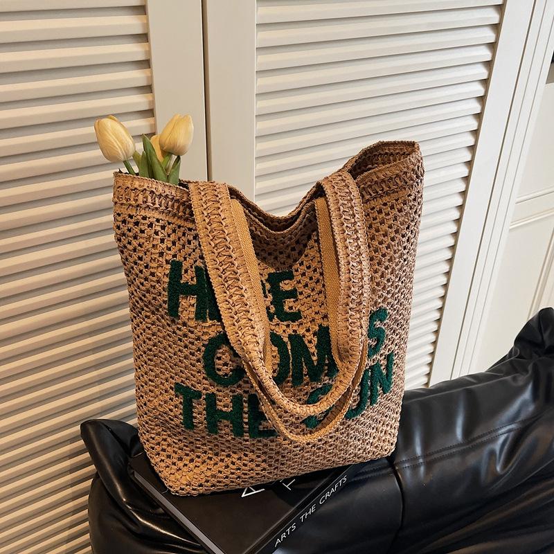 Large Capacity Tote Straw Bag New Summer Fashion Shoulder Straw Bag Woven Bag Women's Seaside Vacation Beach Bag