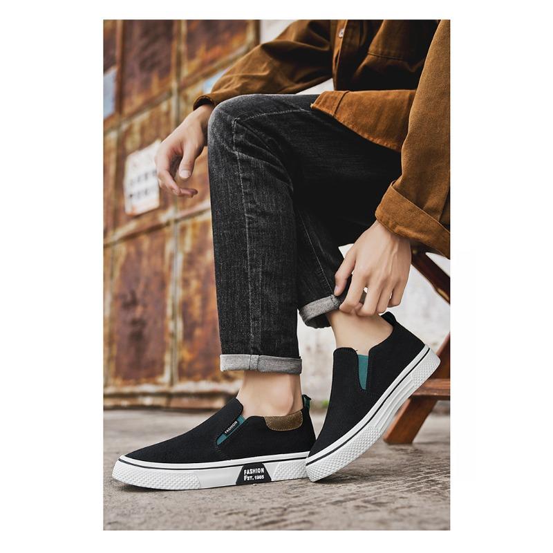 Men's Summer Lightweight Breathable Slip-On Casual Canvas Shoes, Soft-Soled Comfortable Footwear.