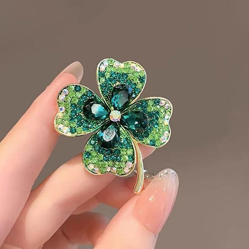 Literary Style Four-Leaf Clover Brooch High-Grade Female High-Grade Corsage Temperament Suit Pin New Accessories To Send Gifts