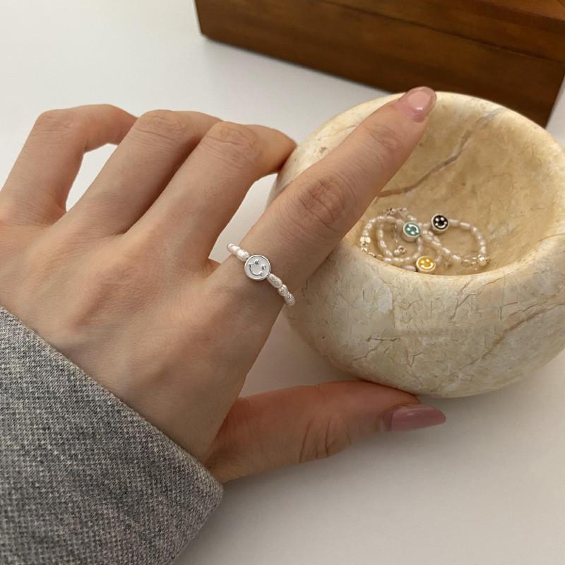 Highend Stylish Smiley Face Baroque Pearl Ring For Women With Unique Copper Design