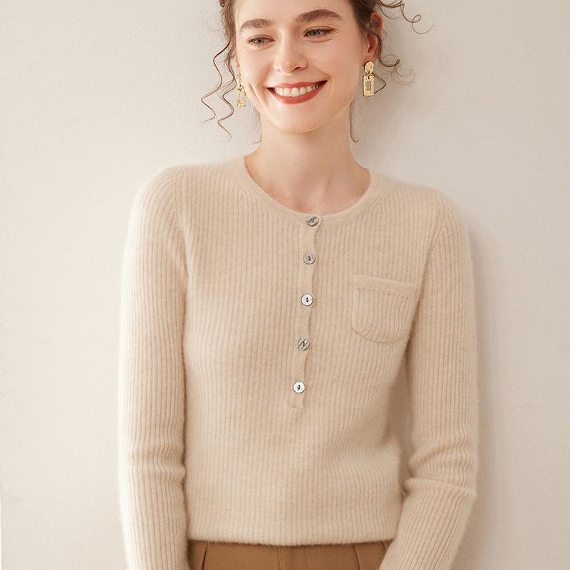 Women's Cashmere Ribbed Pullover Sweater – Round Neck with Buttons and Pockets, Autumn/Winter Collection