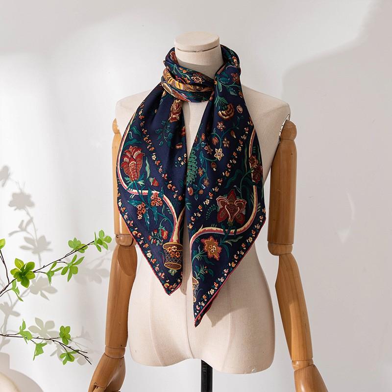 Retro Silk Scarf Women Versatile Elegant Shawl Commute Sun Protection 105x105cm Square