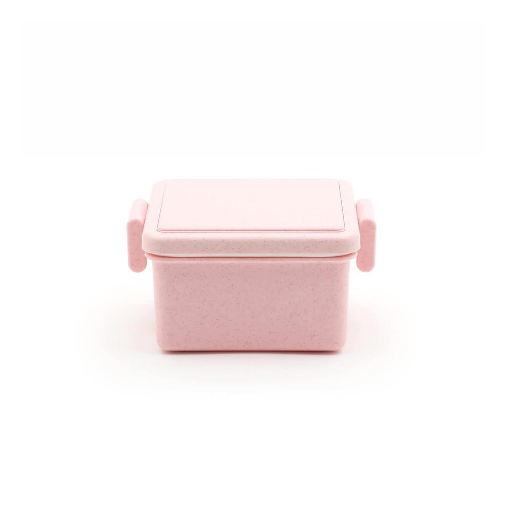 Miyoshi Seisakujyo Square Gelato Plain Lunch Box Strawberry 11 x x Single Features an clip and buckle Suitable for and other Microwave and dishwasher