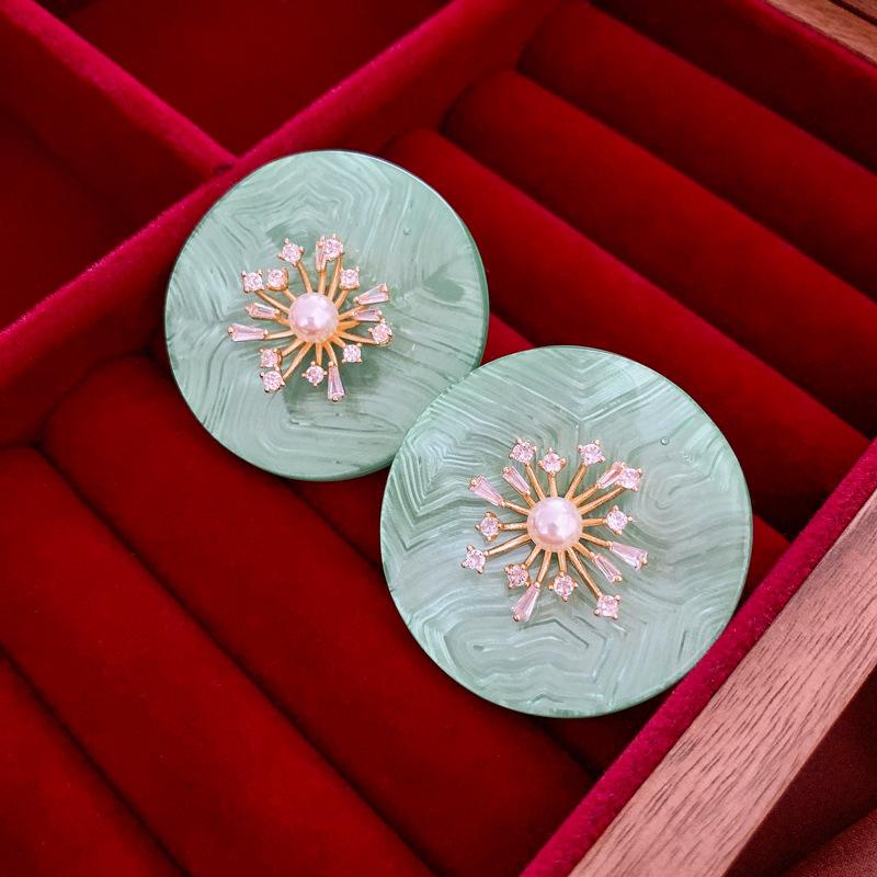 Vintage zircon imitation pearl petals round silver needle stud earrings elegant premium earrings