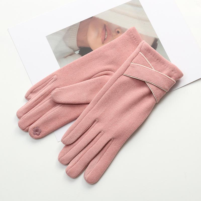 A Pair of Warm Gloves with Velvet To Prevent Cold, Suitable for Girls' Winter Windproof Cycling and Driving
