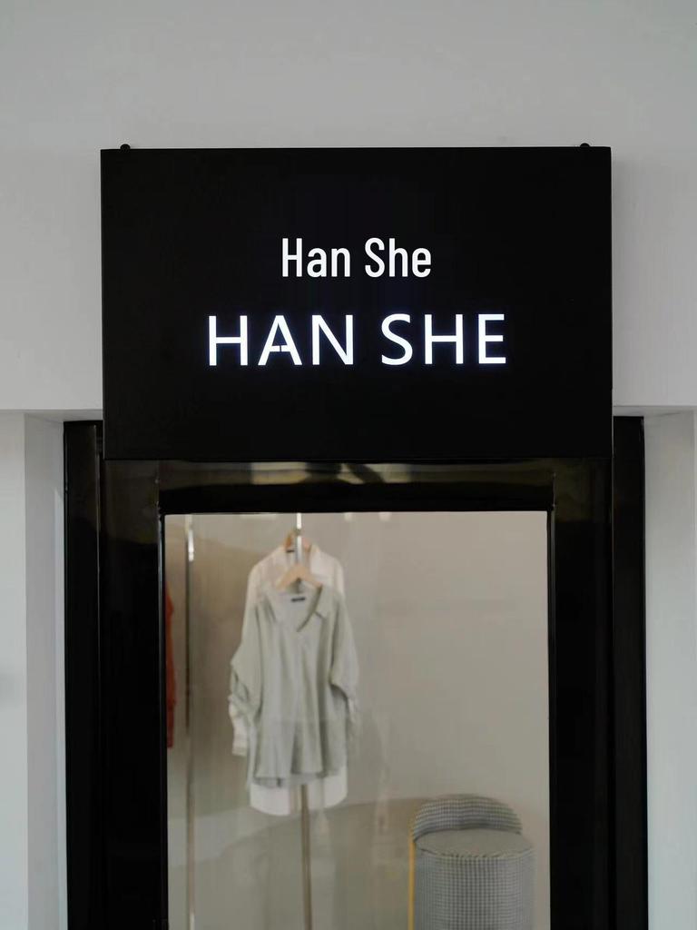 Custom Acrylic Light Box Corner Store Advertising Sign – Wall-Mounted, Luminous, Outdoor-Ready