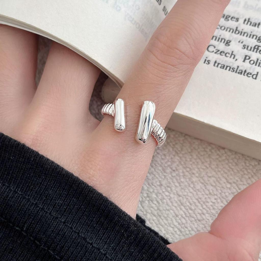 Elegant Geometric Star Ring for Women - Adjustable, Stackable, Trendy Index Finger Jewelry