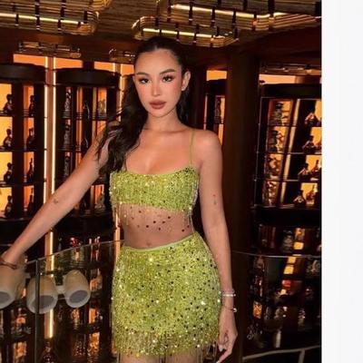 Sekizli Püsküllü Payetli Crop Top ve Mini Etek Kadın Seti: Sınır Ötesi Avrupa ve Amerika Modası