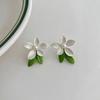 French Sweet Small Fresh Flower Earrings Niche Design Temperament Simple Mori Gardenia Pearl Stud Earrings