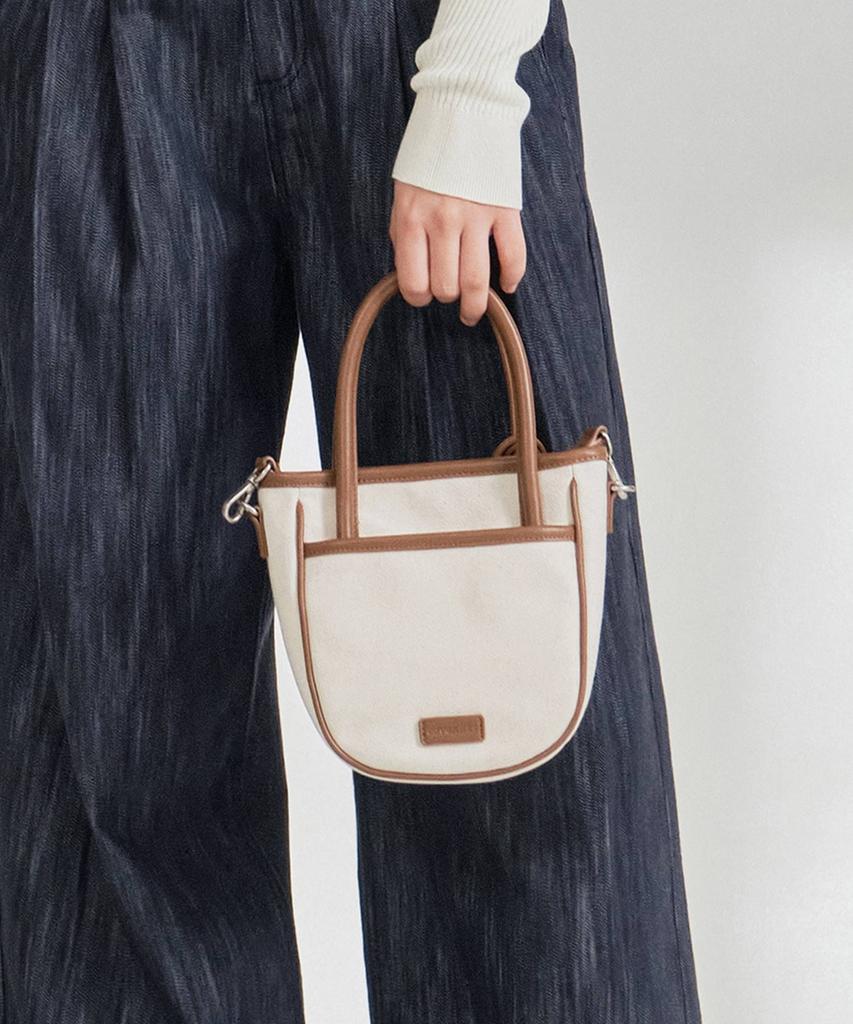 Covernat Woman Cloverheart Emma Round Tote Bag Brown