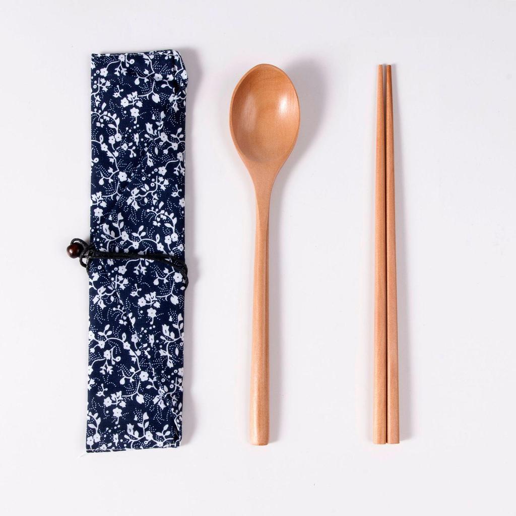 Japanese Wooden Portable Tableware Set: Long-Handled Spoon, Fork, and Chopsticks - Korean Style Three-Piece Set for Outdoor Use.