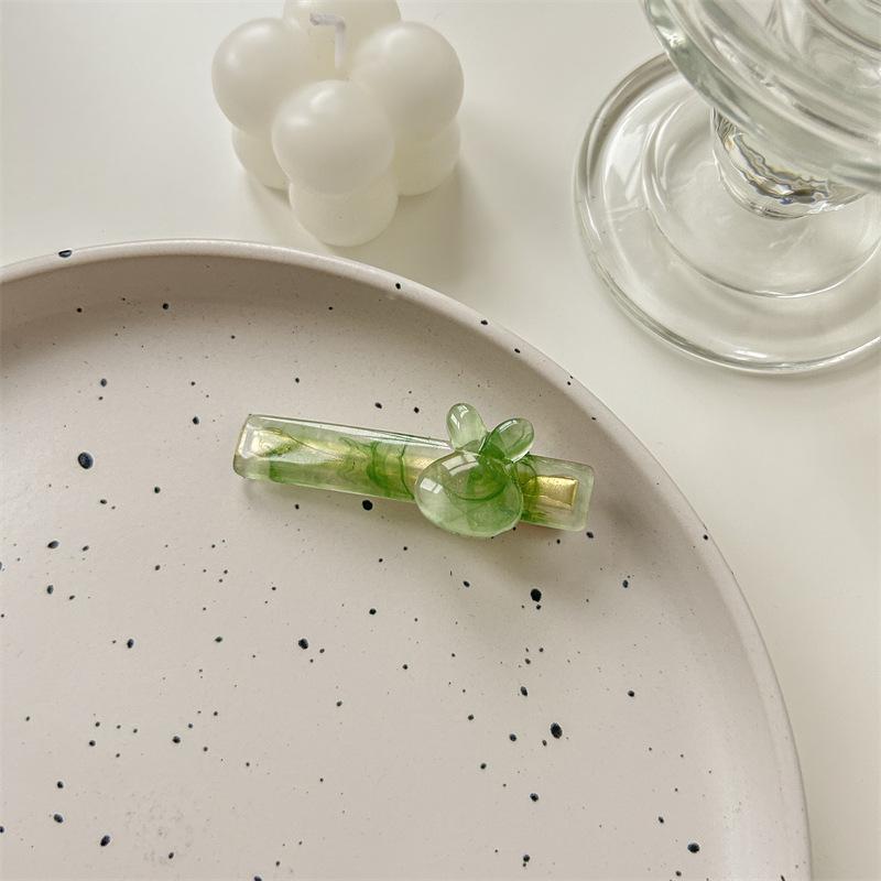 Sweet Acetate Rabbit Hairpin: Cute Duckbill Clip for Girls' Bangs - Japanese & Korean Style