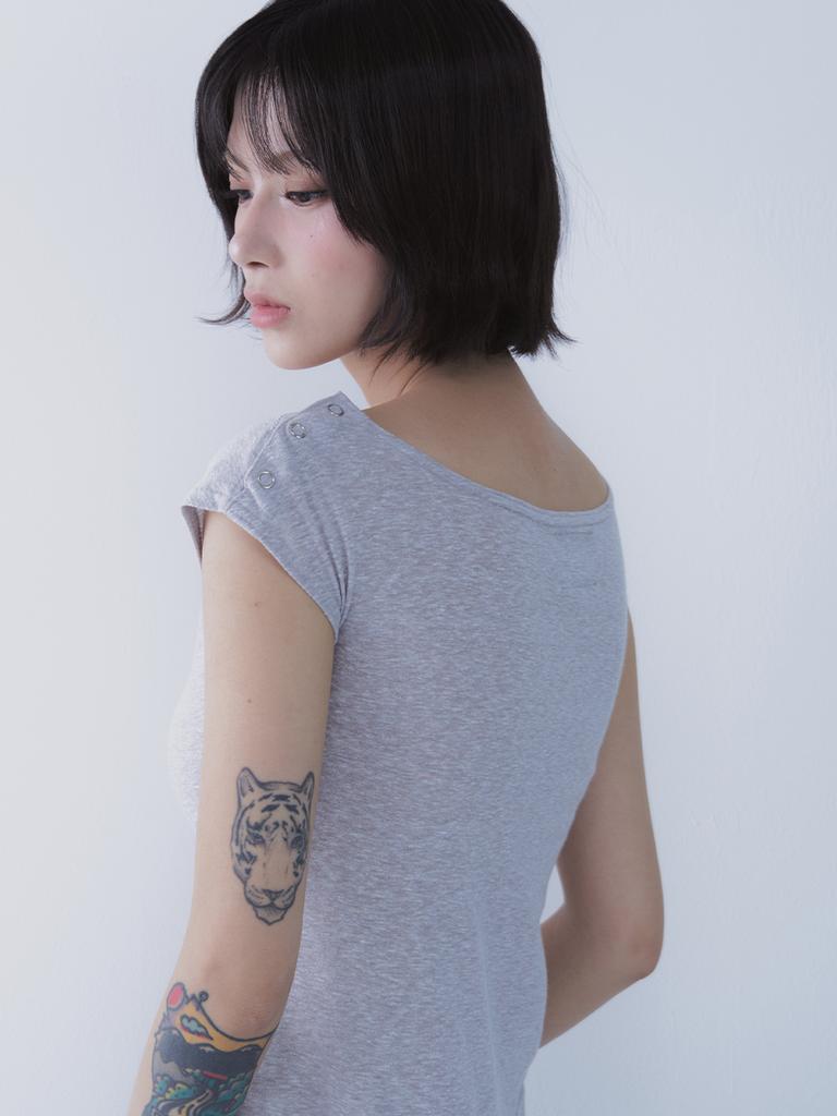 SETSETSET Unbalance Snap T-Shirt Gray