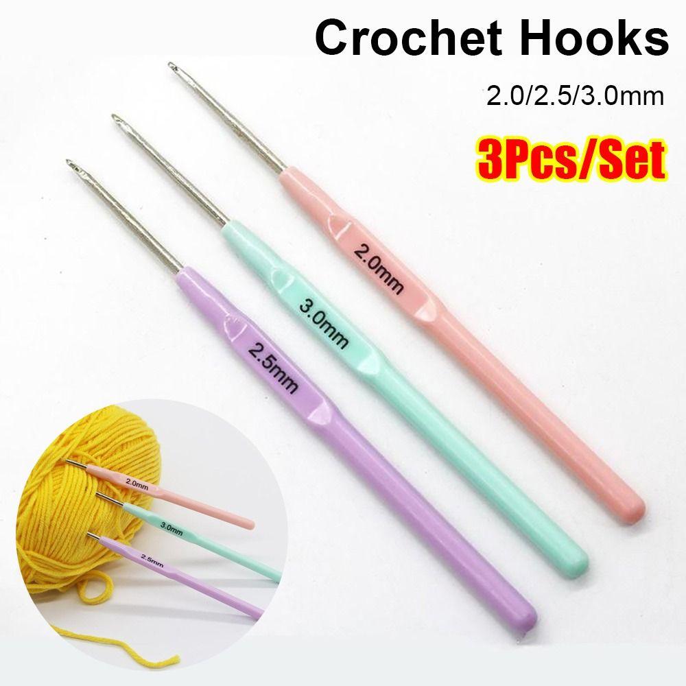 3Pcs/Set New Plastic Handle Crochet Hooks 2.0/2.5/3.0mm 13.7cm Knitting Needle Knitting Tool for Yarn DIY Craft