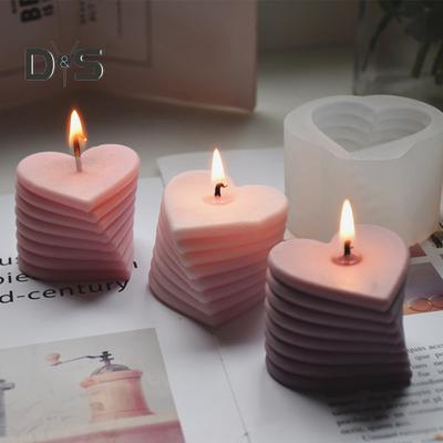3D Heart Candle Mold Silicone Love Heart Mold with Clear Texture Valentine's Day Epoxy Resin Art Crafts for DIY Chocolate Cake Soap Candle Making