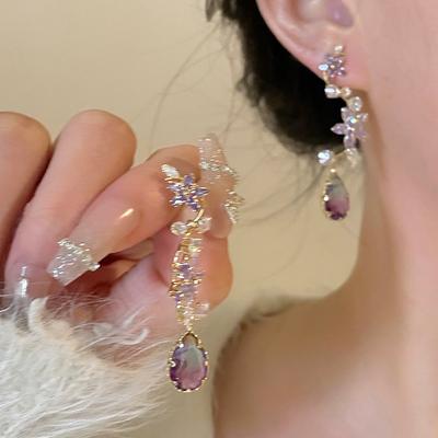 GemChic Damen-Ohrringe, Ohrstecker, Nadel, eingebettete Zirkonia, Blumentropfen, Quasten-Ohrringe, süße, exquisite Ohrringe, Schmuckgeschenk für Geburtstag und Weihnachten