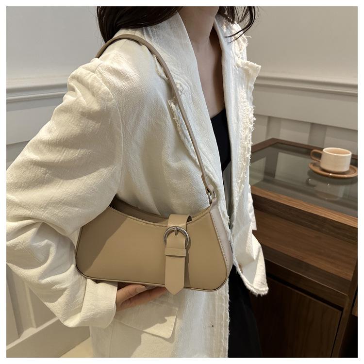 Chic Faux Leather Underarm Bag for Women Trendy Single Shoulder Crossbody Purse Fashionable French Style Daily Handbag CLE
