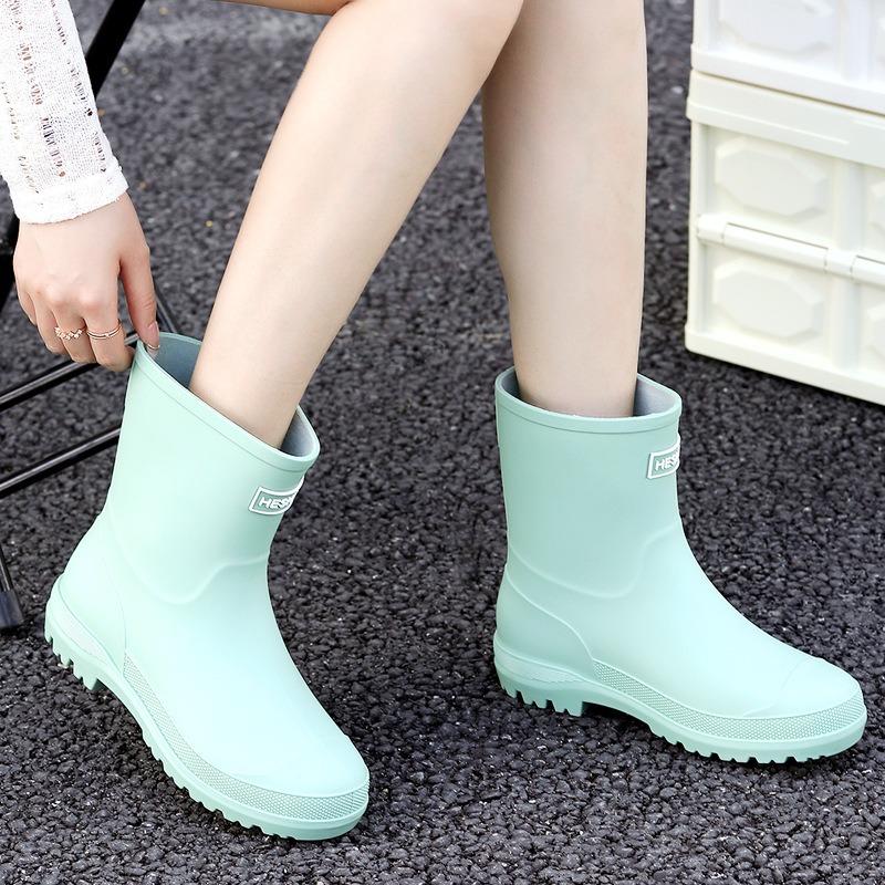 Fashion rain shoes women's winter cotton non-slip medium tube water shoes water boots short rain boots car wash kitchen rubber shoes