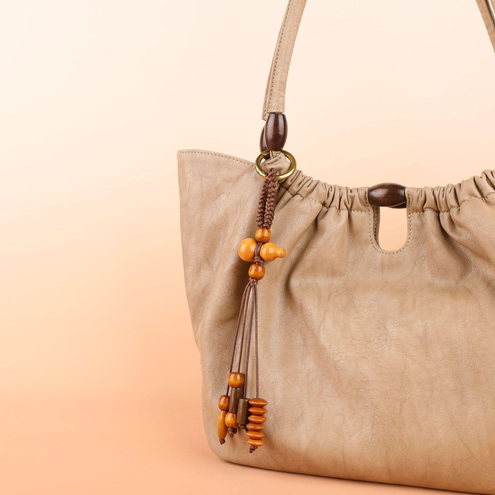 

Wenqi Vintage Bodhi Seed Woven Bag Charm - Handmade Chinese Style Gift