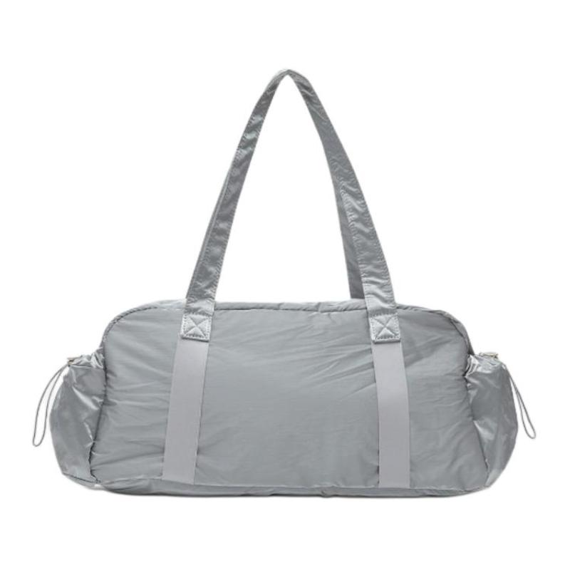 New Balance Nylon Handtasche Reisetasche 13.5L Unisex Silber New Balance NBGCEFW70191