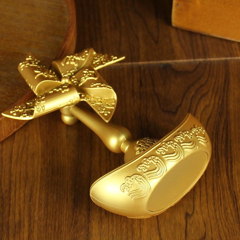 Yuanbao windmill turns metal handicrafts desktop creative wind and water ornament