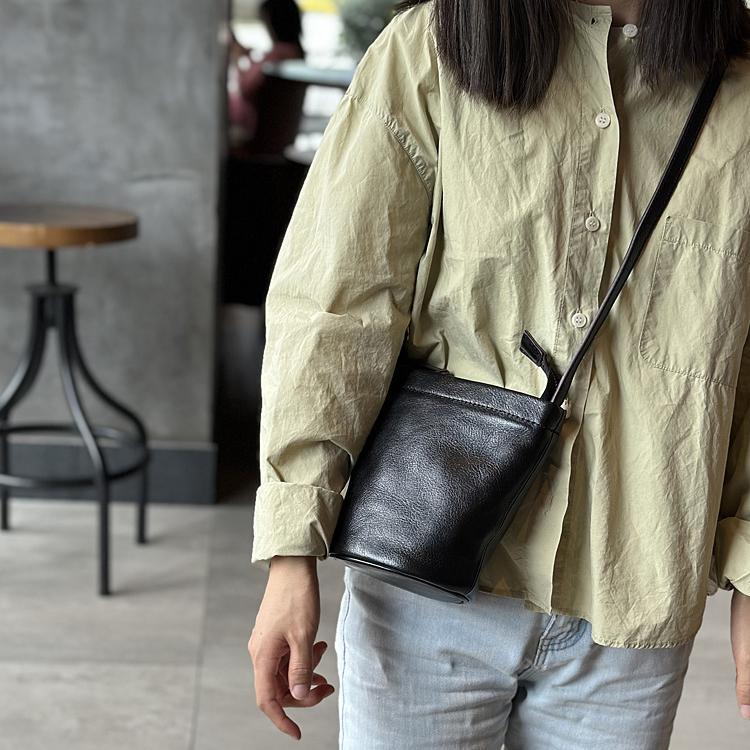 Johnature Casual Women Mini Bag Simple Solid Color Genuine Leather Versatile Small Bucket Shoulder & Crossbody Bags