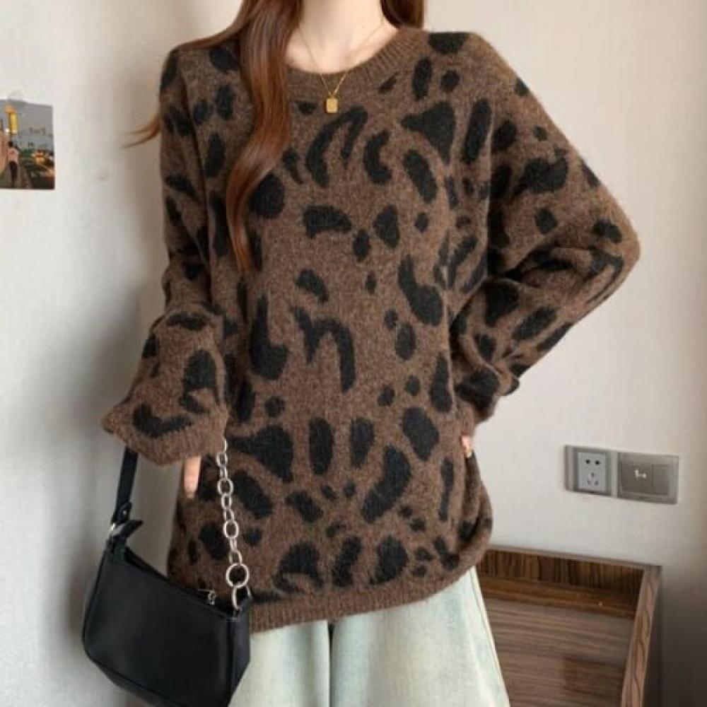 Navava Women Leopard Round Neck Long Sleeve Knit Sweater Nk3496