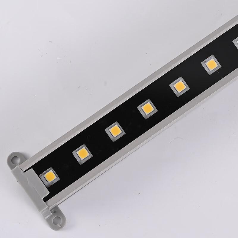 

Meng Pao Outdoor Wall Contour Light