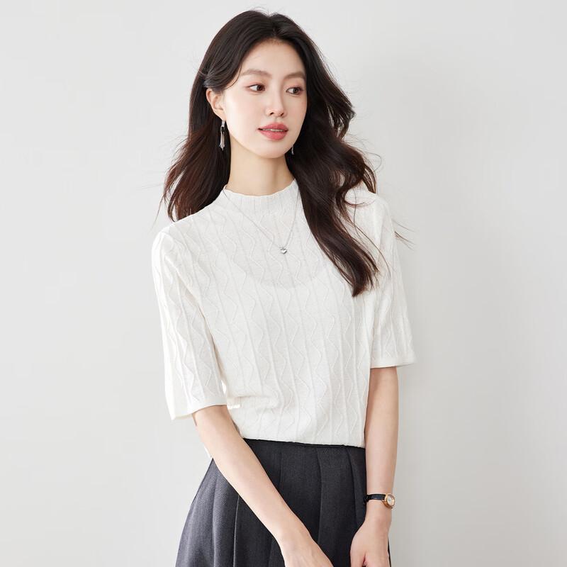 

CARBAMMI Women s Thin Knit Round Neck Pullover M