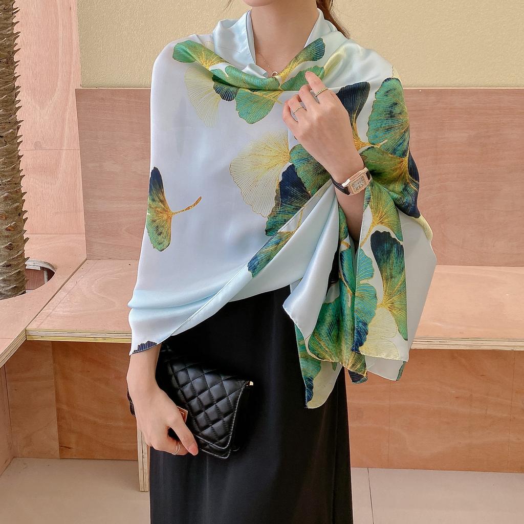 Simple gradient colour ginkgo leaves long silk scarf Elegant temperament ladies decorative sun shading shawl