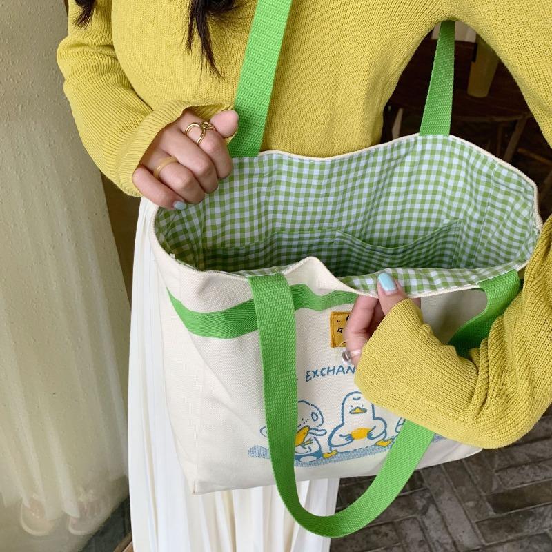 2 Wind Literary Canvas Bag Girl Cute Class Small Fresh Shoulder Bag Casual Tote Bag