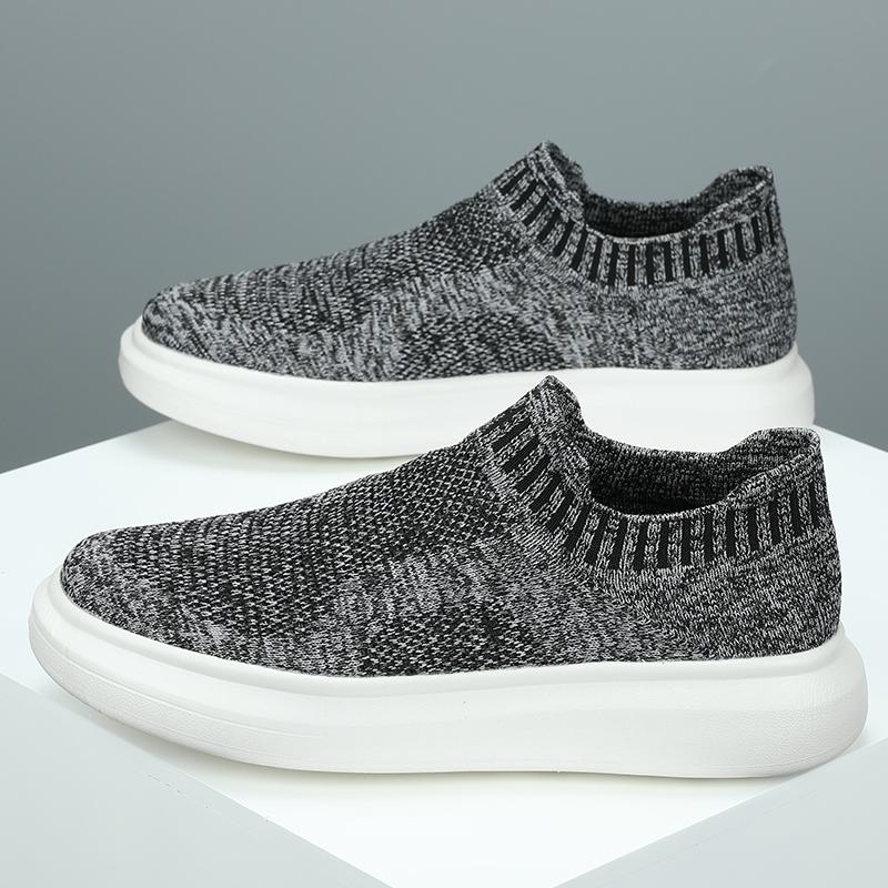 Shoes for Men Autumn New Breathable Casual Shoes Thick Sole Low Bond Socks Vulcanized Shoes Outdoor Sneakers Hiking Shoes