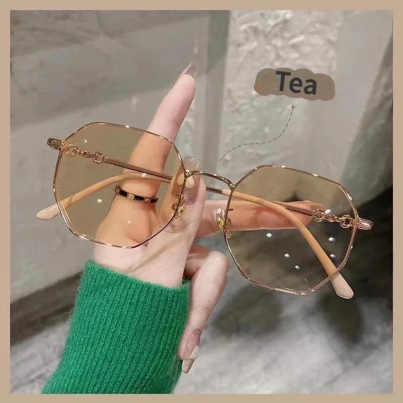 0~-400 Myopia Glasses  Photochromic Blue Light Resistant Glasses Girls' Large Frame Anti Fatigue Myopia Finished Product