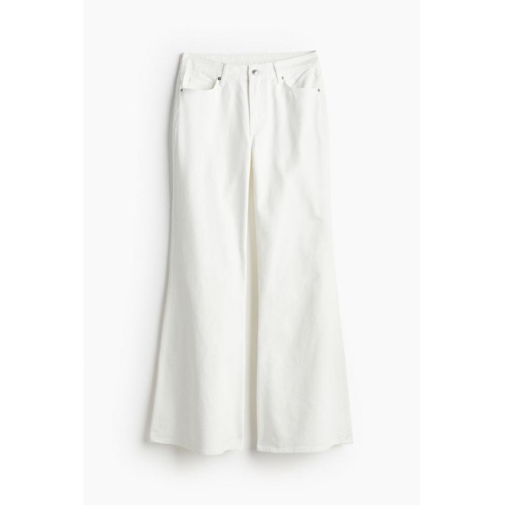 

Джинсы HM Flare Regular, белые