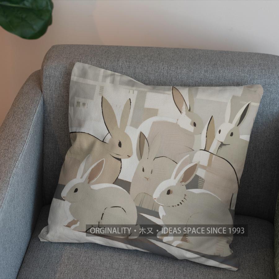 2D Golden Phoenix With Gem-Embellished Feathers Pillow Cover Pattern Cushion Cover Suitable For Sofa Bedroom Car Pillow Cover