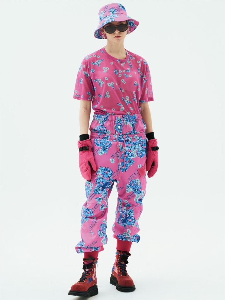 GREEDILOUS Allover Floral Print T-Shirt